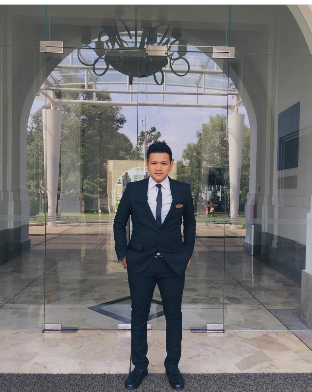 Iqbal Rachmat Faizal, Sales Executive Corporate Summer Hills Bandung Menyukai Dunia Bisnis dan Komunikasi/Bisnis-Novi