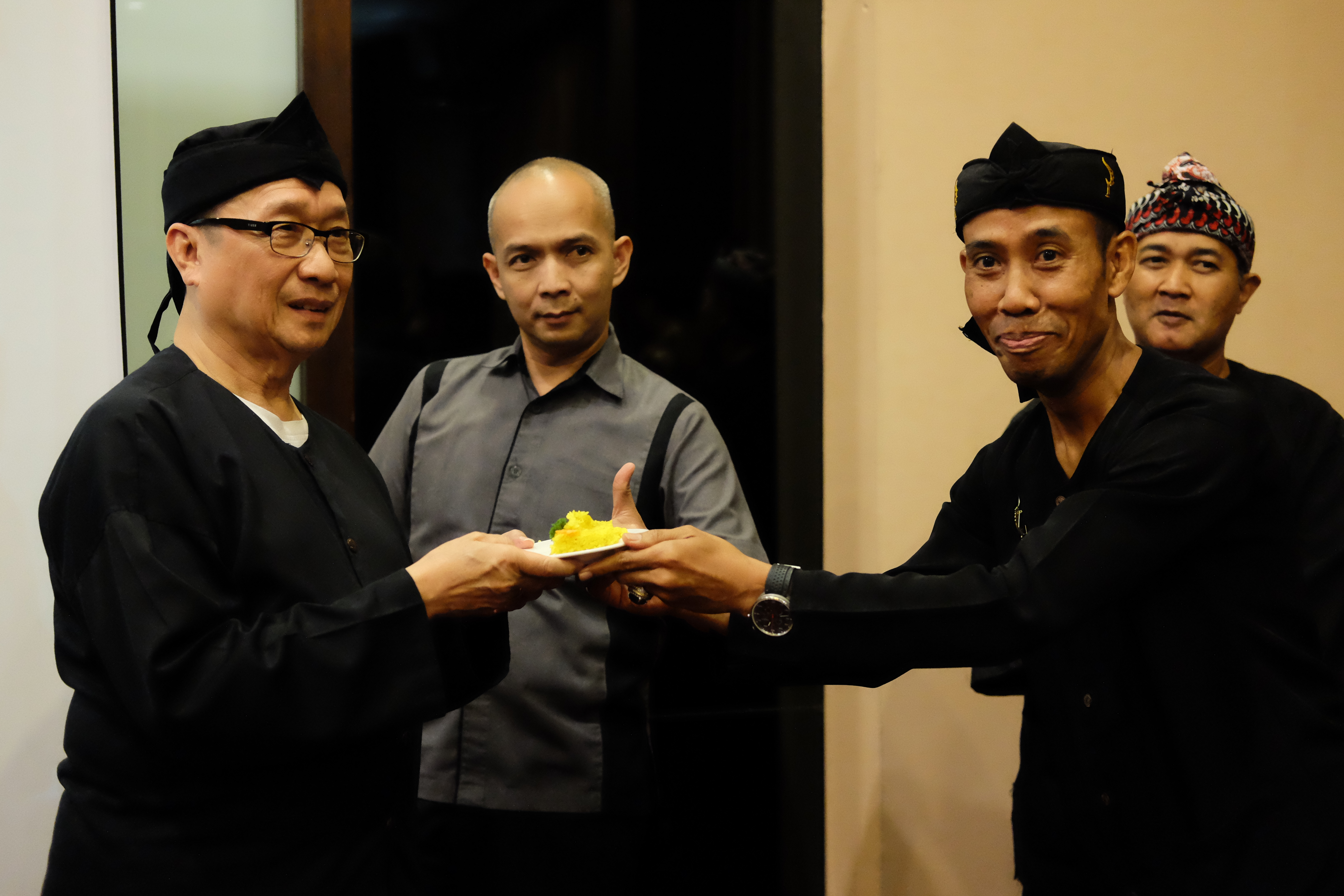 The Luxton Hotel Bandung Rayakan Ulang Tahun Ke-10