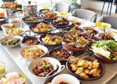 Makan Rame-rame Jadi Lebih Seru dengan Paket Botram di Yello Hotel Paskal Bandung