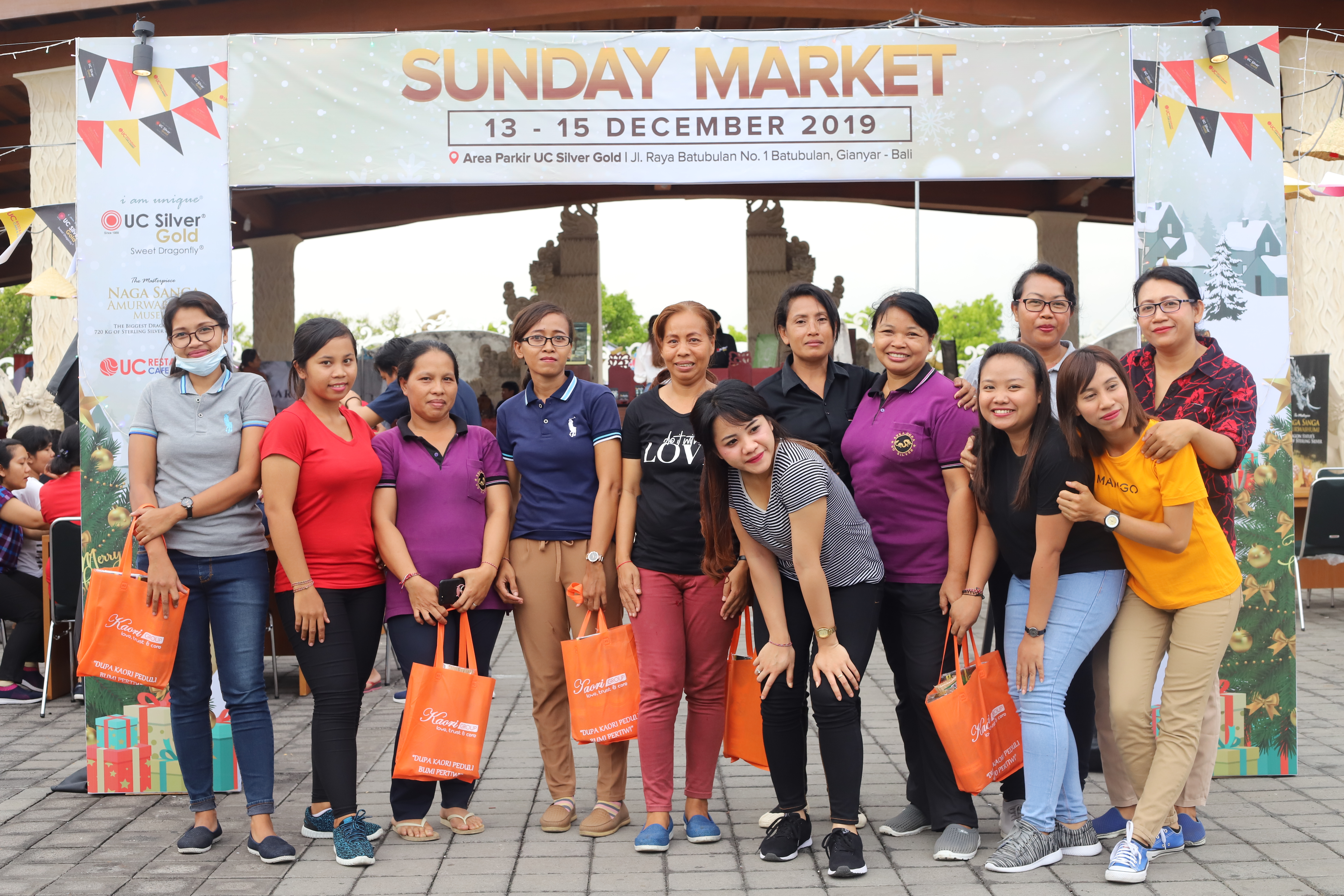 UC Group Company Gelar Sunday Market