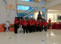 Harris Hotel & Conventions Ciumbuleuit Bandung Sambut Natal dengan Tree Lighting Ceremony