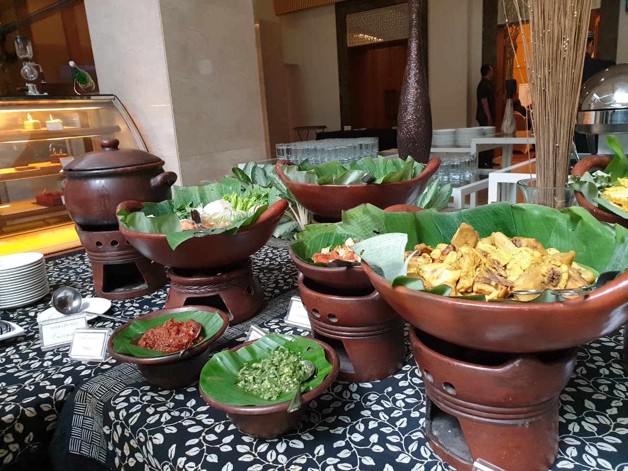 Icip Kelezatan Masakan Sunda di Prime Park Hotel Bandung