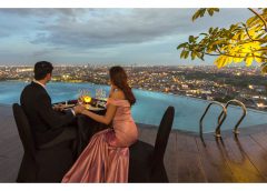 Rayakan Hari Kasih Sayang di Hotel Ciputra World Surabaya