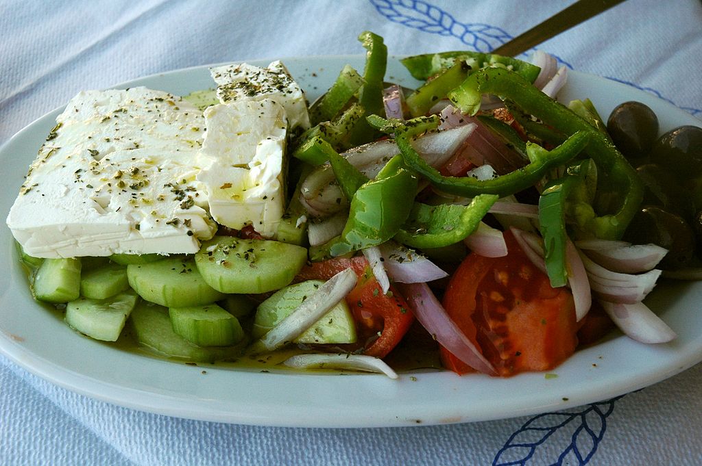 Salad Yunani/Wikipedia