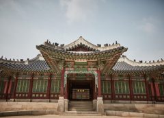 Kembali ke Masa Lampau Lewat Augmented Reality di Istana Changdeok Korea Selatan