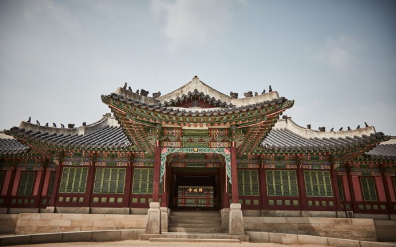 Kembali ke Masa Lampau Lewat Augmented Reality di Istana Changdeok Korea Selatan